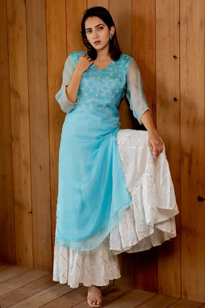 Aakashi - Kurti