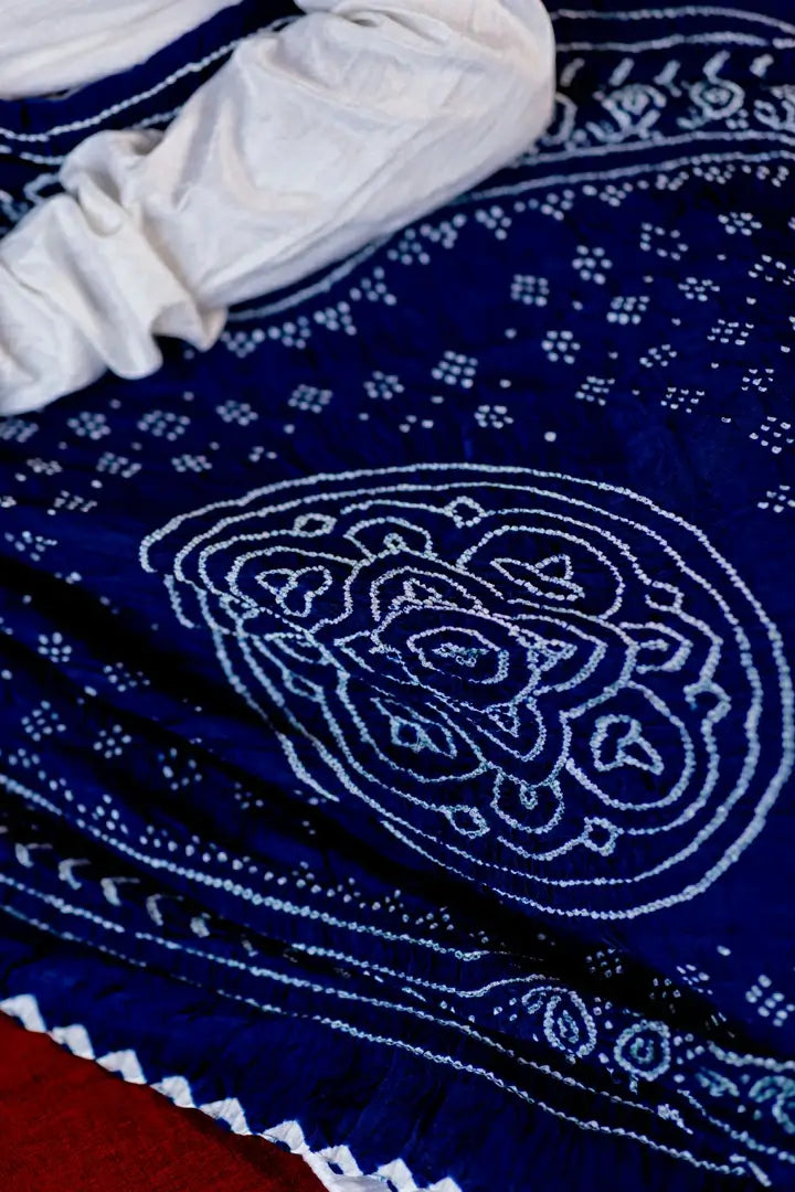 Shwet - Anarkali