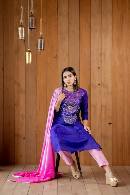 Shahi Gulab - Kurti Dupatta Set